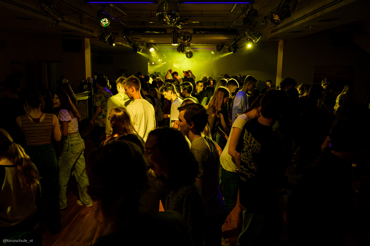 20230325 Ballcheck Tanzparty 5042